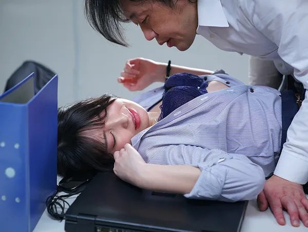 sex mbbg viet Em thư ký quá ngon bị tên tiền bối biến thái bắt làm người tình