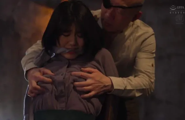 phom sex Câu chuyện về nữ hiệp sĩ về hưu bị kẻ thù cũ trả thù thâm độc